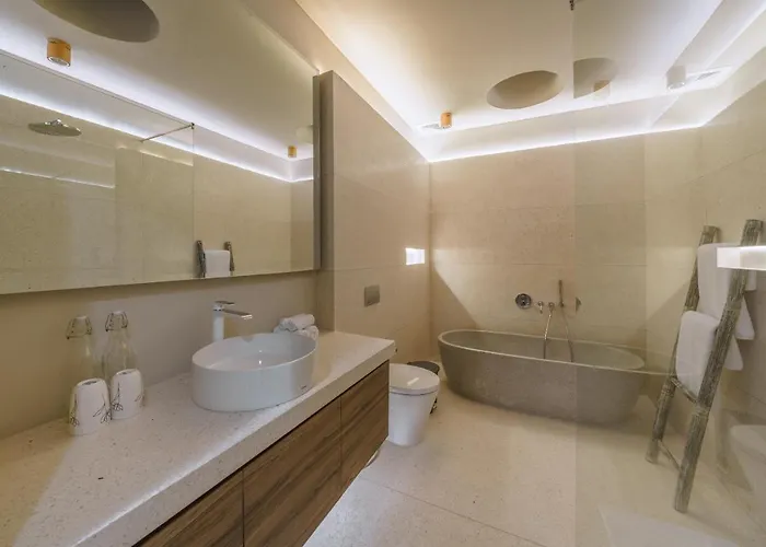 Vesna Townhouse - Stylish Hi-end Townhouse Villa