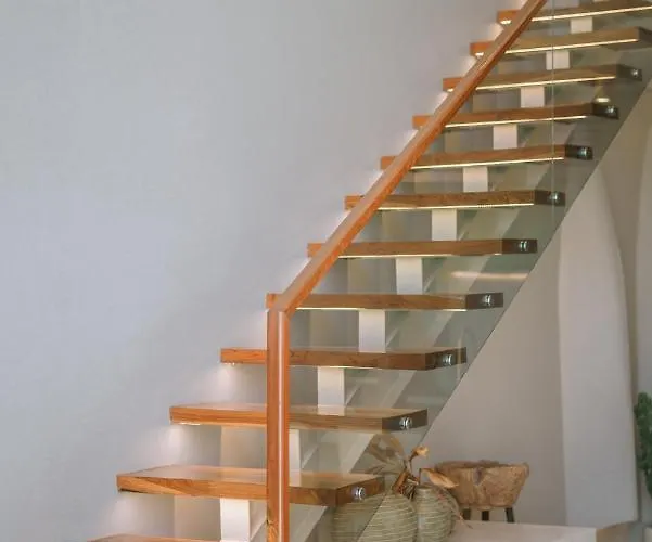 Vesna Townhouse - Stylish Hi-end Townhouse *