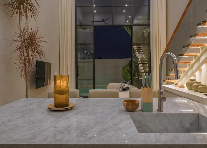Vesna Townhouse - Stylish Hi-end Townhouse *