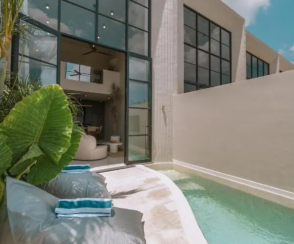 Vesna Townhouse - Stylish Hi-end Townhouse