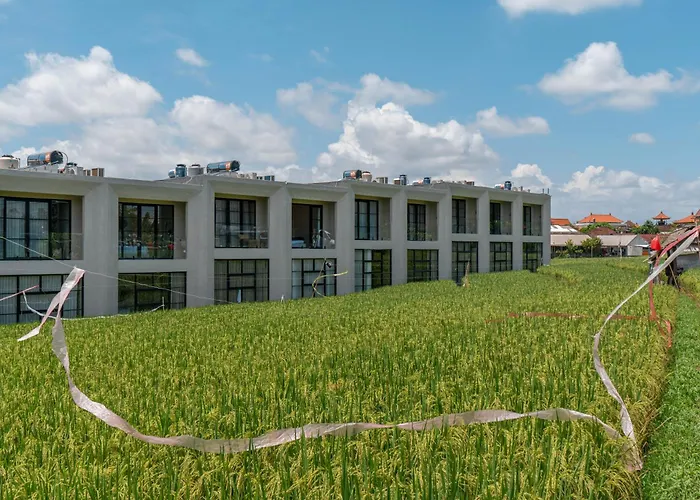 Vesna Townhouse - Stylish Hi-end Townhouse Villa