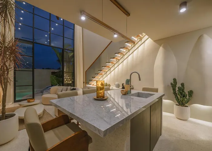 Vesna Townhouse - Stylish Hi-end Townhouse Villa Canggu (Bali)