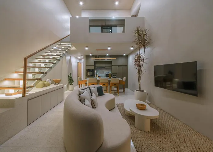 Vesna Townhouse - Stylish Hi-end Townhouse *