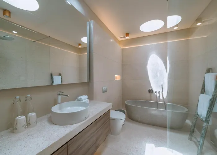 Villa Vesna Townhouse - Stylish Hi-end Townhouse Canggu (Bali)