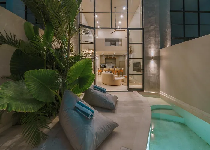 Vesna Townhouse - Stylish Hi-end Townhouse *